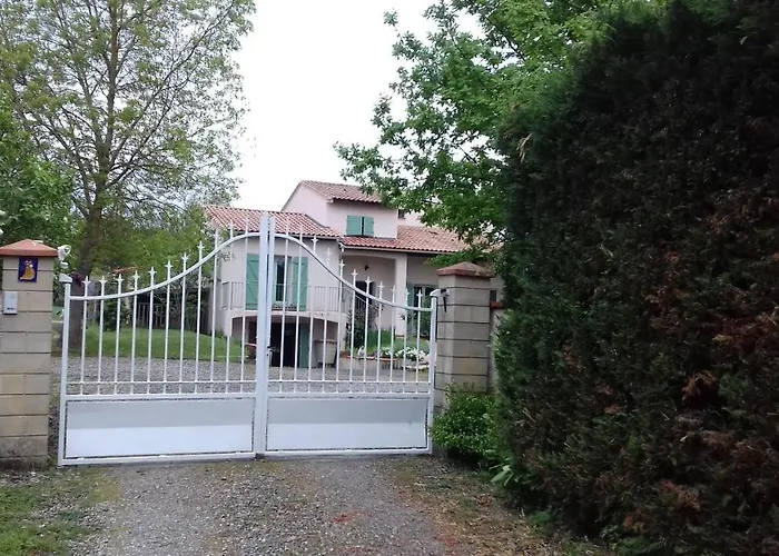 בית הארחה 2 Lit140 Et 2lits 90 Dans Villa10mn Ligue De Foot 13mn Clinique L Union 18mn Golf Palmola Lapeyrouse-Fossat