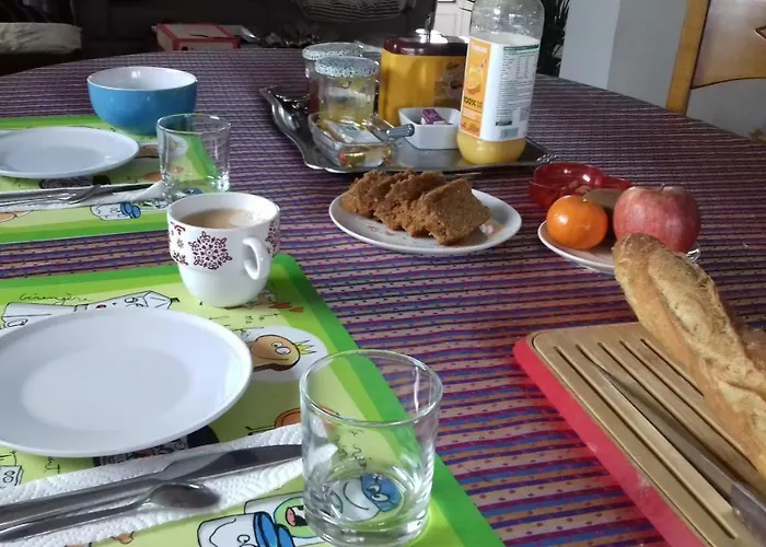 2 Lit140 Et 2lits 90 Dans Villa10mn Ligue De Foot 13mn Clinique L Union 18mn Golf Palmola