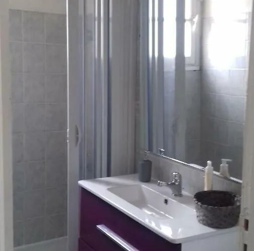 2 Lit140 Et 2lits 90 Dans Villa10mn Ligue De Foot 13mn Clinique L Union 18mn Golf Palmola בית הארחה